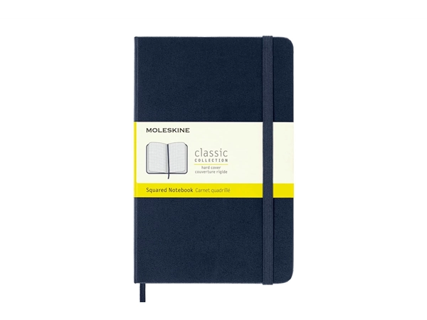 Een Moleskine Classic Squared Hardcover Notebook Medium Sapphire Blue koop je bij Moleskine.nl